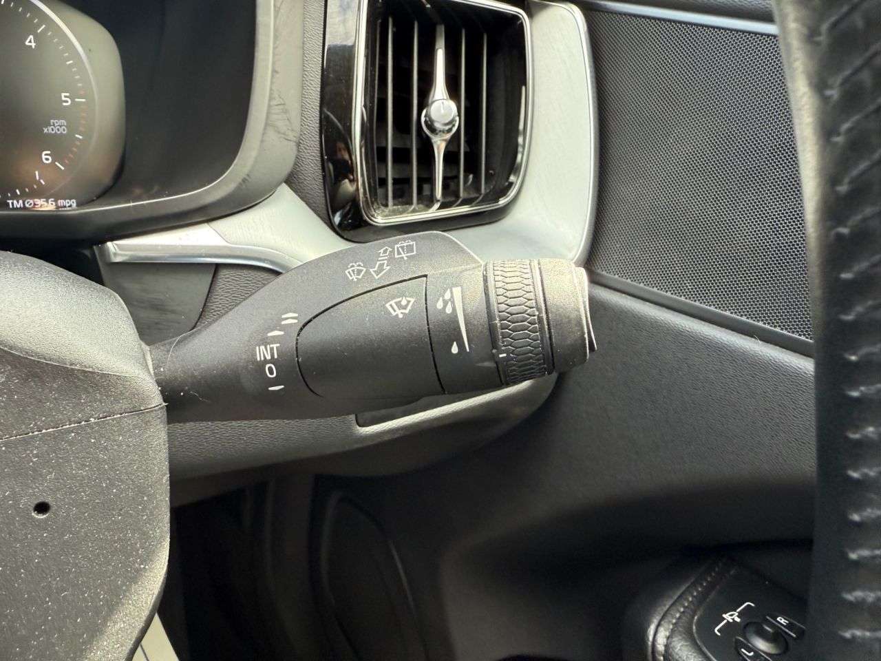 2019 VOLVO XC60 2019 VOLVO XC60