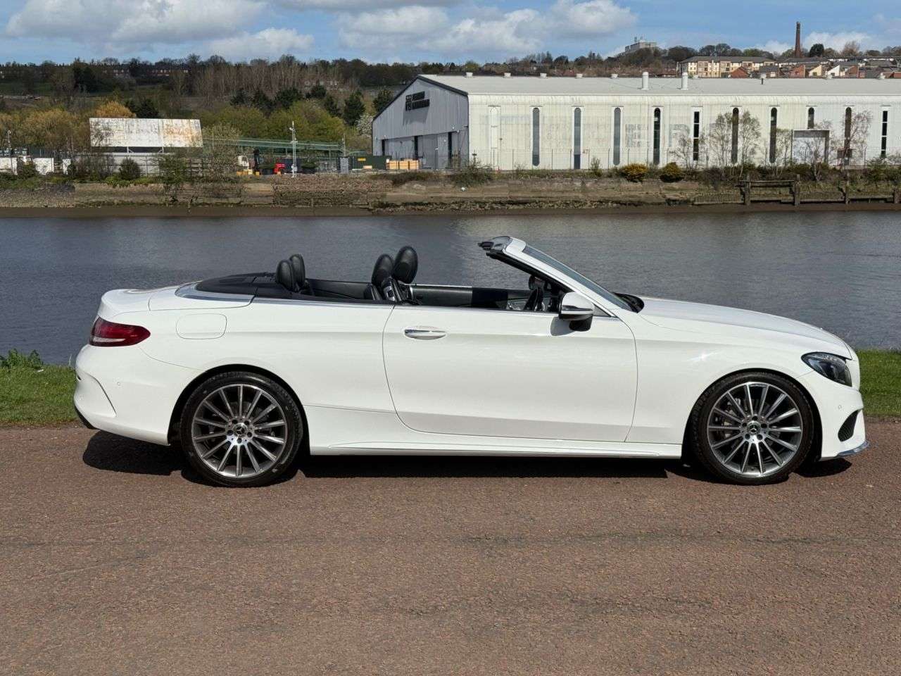 A 2017 MERCEDES-BENZ C-CLASS 2.1 C220d AMG Line Cabriolet 2dr Diesel G-Tronic+ Euro 6 (s/s) (170 ps) **R A 2017 MERCEDES-BENZ C-CLASS 2.1 C220d AMG Line Cabriolet 2dr Diesel G-Tronic+ Euro 6 (s/s) (170 ps) **R