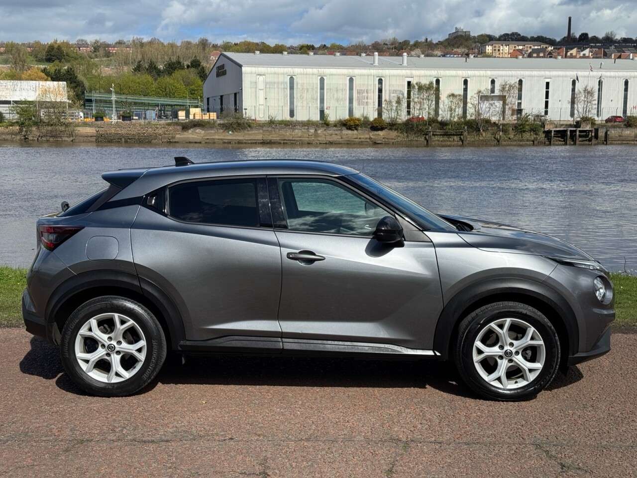 A 2021 NISSAN JUKE 1.0 DIG-T N-Connecta SUV 5dr Petrol Manual Euro 6 (s/s) (114 ps) **CRUISE C A 2021 NISSAN JUKE 1.0 DIG-T N-Connecta SUV 5dr Petrol Manual Euro 6 (s/s) (114 ps) **CRUISE C