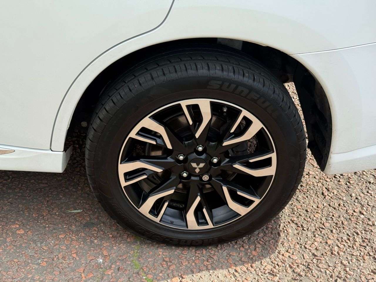 2015 MITSUBISHI OUTLANDER 2015 MITSUBISHI OUTLANDER