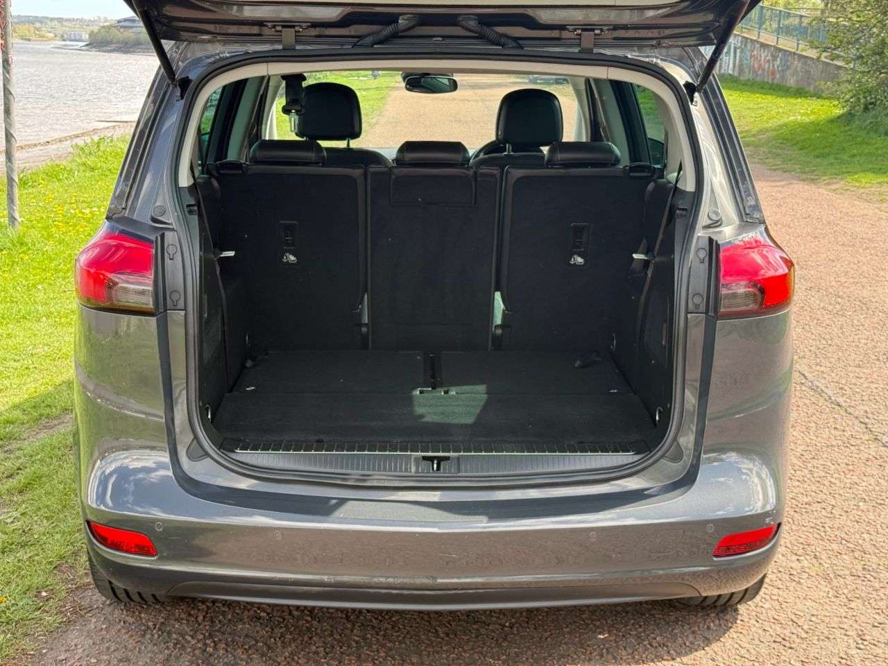 2015 VAUXHALL ZAFIRA TOURER 2015 VAUXHALL ZAFIRA TOURER