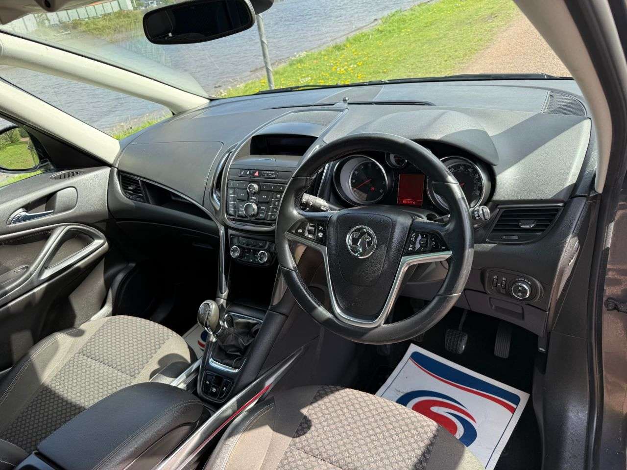 2015 VAUXHALL ZAFIRA TOURER 2015 VAUXHALL ZAFIRA TOURER