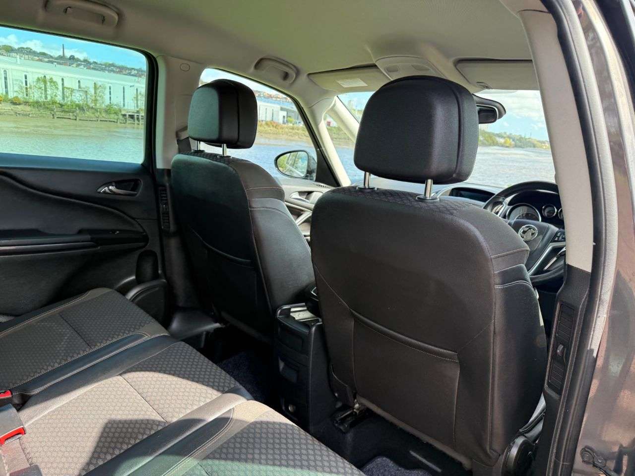 2015 VAUXHALL ZAFIRA TOURER 2015 VAUXHALL ZAFIRA TOURER