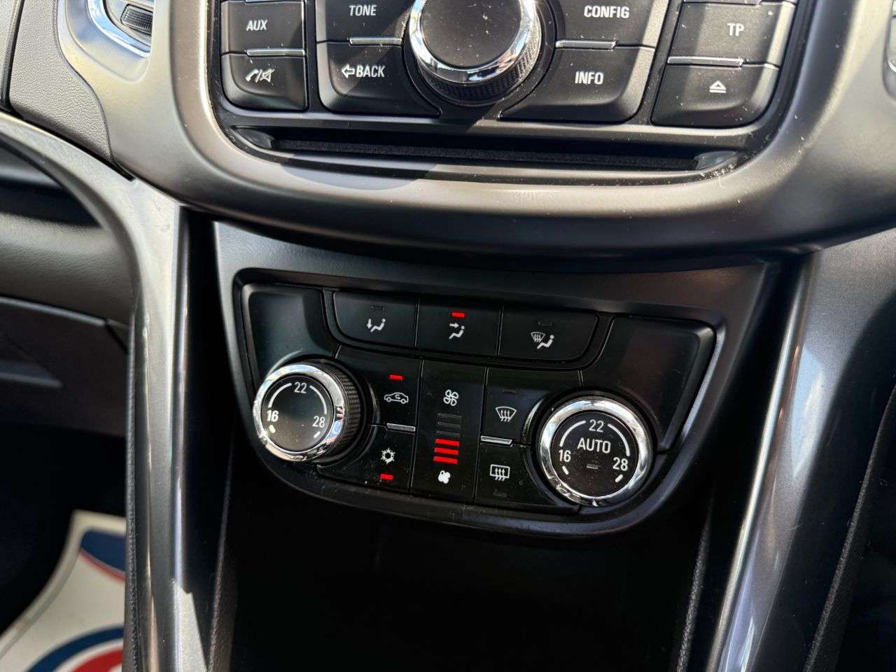 2015 VAUXHALL ZAFIRA TOURER 2015 VAUXHALL ZAFIRA TOURER