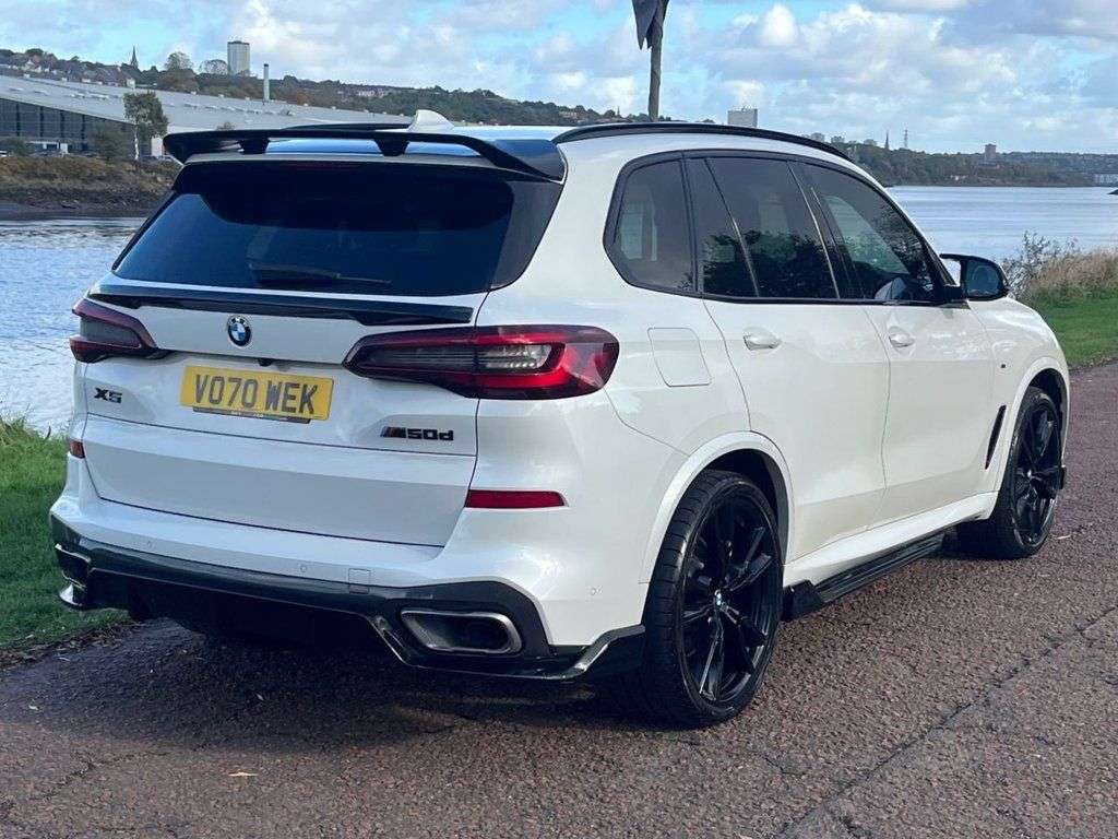 A 2020 BMW X5 3.0 M50d SUV 5dr Diesel Auto xDrive Euro 6 (s/s) (400 ps) A 2020 BMW X5 3.0 M50d SUV 5dr Diesel Auto xDrive Euro 6 (s/s) (400 ps)