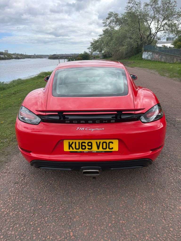 A 2019 PORSCHE 718 CAYMAN 2.0T Coupe GPF 2dr Petrol PDK Euro 6 (s/s) (300 ps) CLIMATE CONTROL, CRUISE A 2019 PORSCHE 718 CAYMAN 2.0T Coupe GPF 2dr Petrol PDK Euro 6 (s/s) (300 ps) CLIMATE CONTROL, CRUISE
