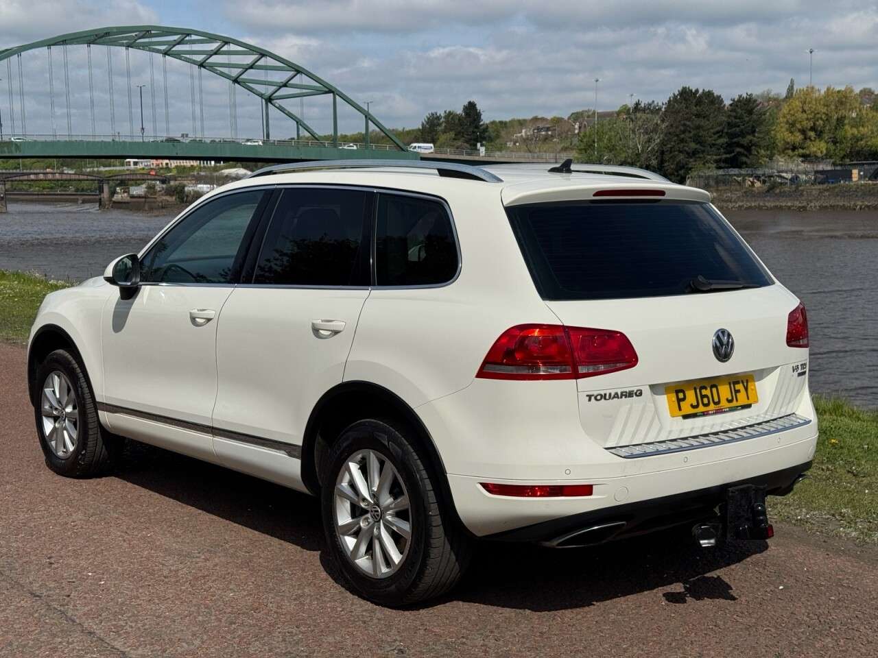 2011 VOLKSWAGEN TOUAREG 2011 VOLKSWAGEN TOUAREG