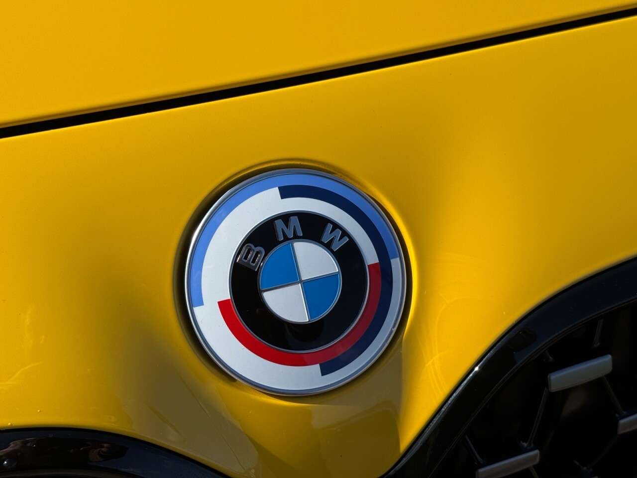 A 2023 BMW 4 SERIES 3.0 M440d MHT Convertible 2dr Diesel Hybrid Auto xDrive Euro 6 (s/s) (340 p A 2023 BMW 4 SERIES 3.0 M440d MHT Convertible 2dr Diesel Hybrid Auto xDrive Euro 6 (s/s) (340 p