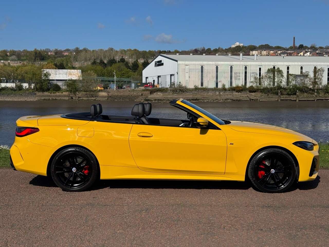 A 2023 BMW 4 SERIES 3.0 M440d MHT Convertible 2dr Diesel Hybrid Auto xDrive Euro 6 (s/s) (340 p A 2023 BMW 4 SERIES 3.0 M440d MHT Convertible 2dr Diesel Hybrid Auto xDrive Euro 6 (s/s) (340 p