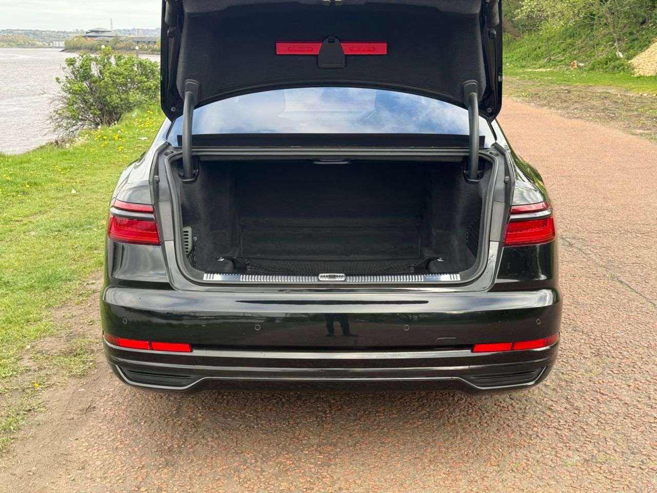 2018 AUDI A8 2018 AUDI A8