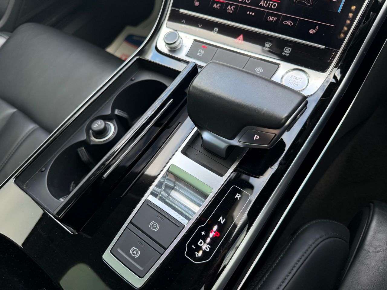 2018 AUDI A8 2018 AUDI A8