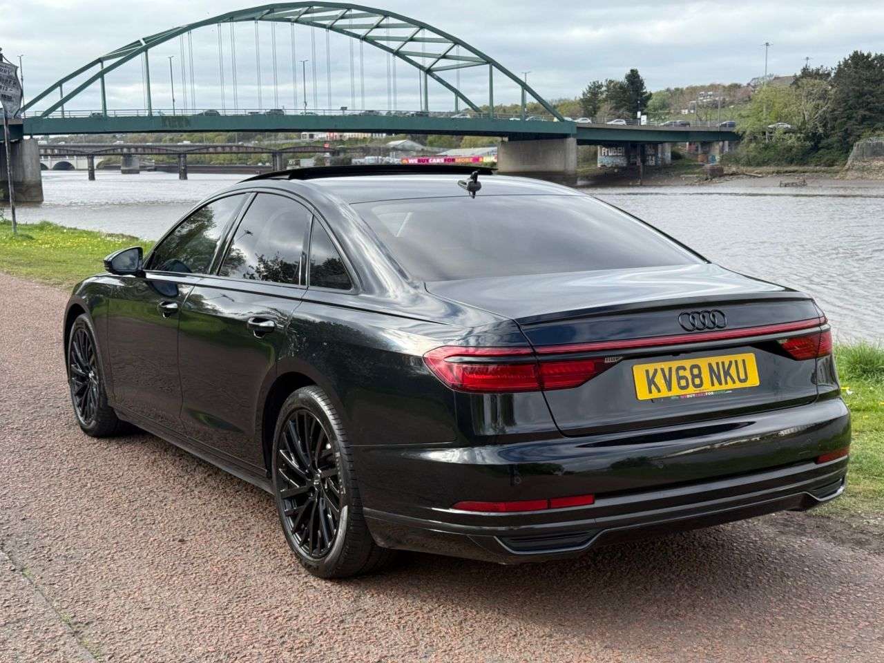 2018 AUDI A8 2018 AUDI A8