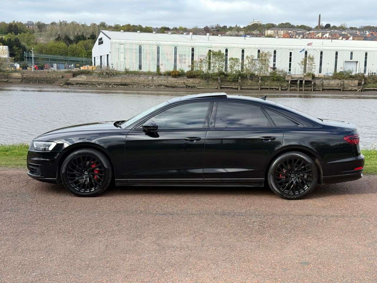 2018 AUDI A8 2018 AUDI A8