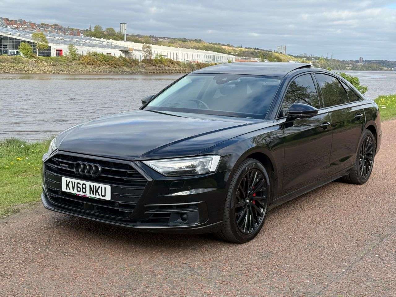 2018 AUDI A8 2018 AUDI A8