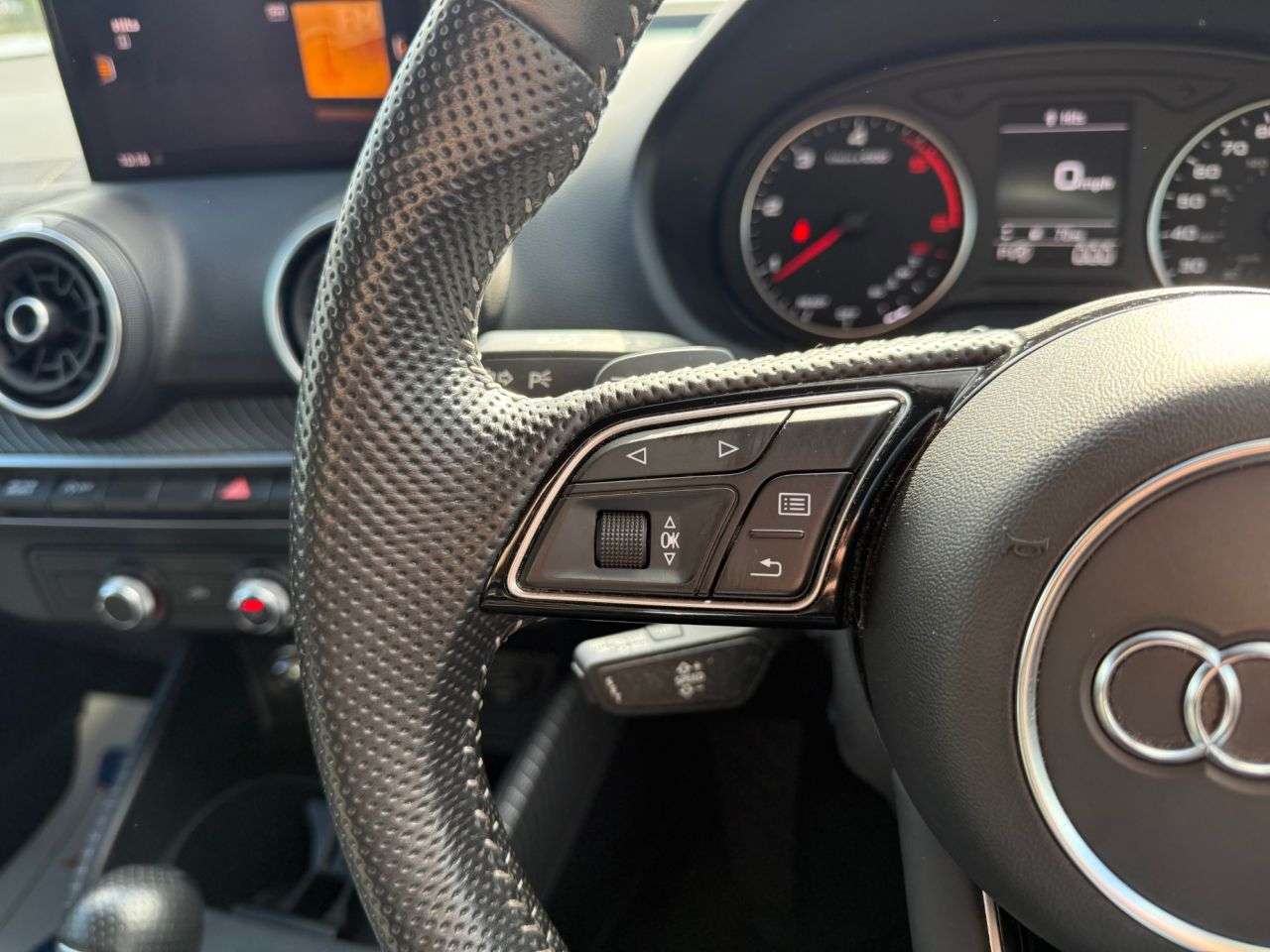 2020 AUDI Q2 2020 AUDI Q2