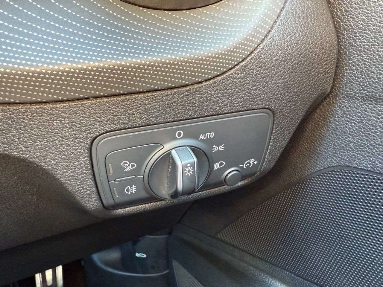 2020 AUDI Q2 2020 AUDI Q2