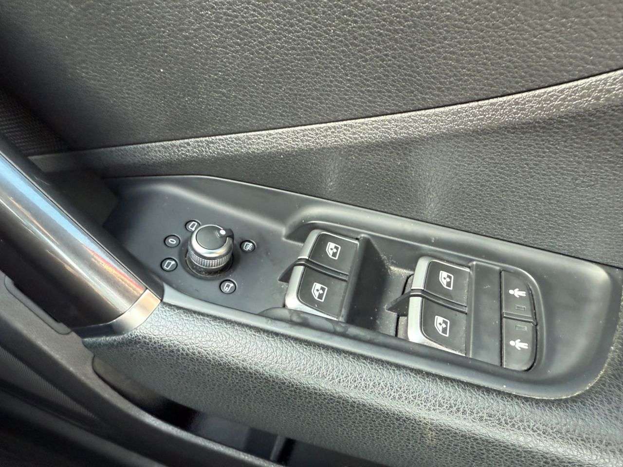 2020 AUDI Q2 2020 AUDI Q2