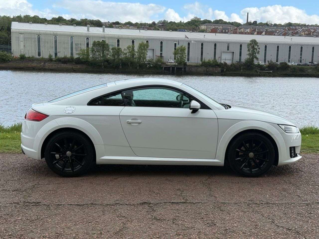 A 2017 AUDI TT 1.8 TFSI Sport Coupe 3dr Petrol Manual Euro 6 (s/s) (180 ps) **HALF LEATHER A 2017 AUDI TT 1.8 TFSI Sport Coupe 3dr Petrol Manual Euro 6 (s/s) (180 ps) **HALF LEATHER