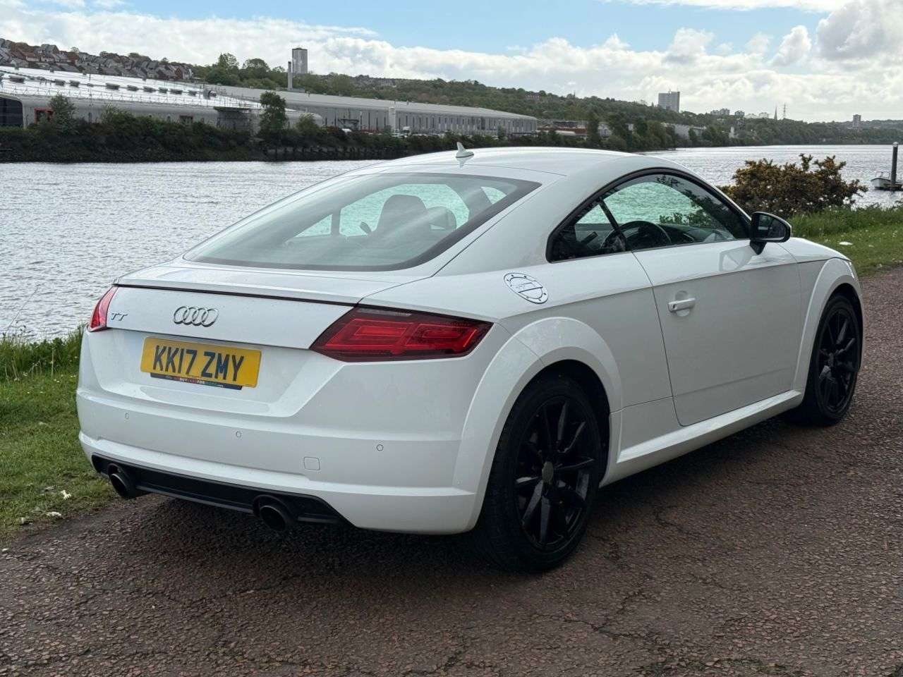 A 2017 AUDI TT 1.8 TFSI Sport Coupe 3dr Petrol Manual Euro 6 (s/s) (180 ps) **HALF LEATHER A 2017 AUDI TT 1.8 TFSI Sport Coupe 3dr Petrol Manual Euro 6 (s/s) (180 ps) **HALF LEATHER
