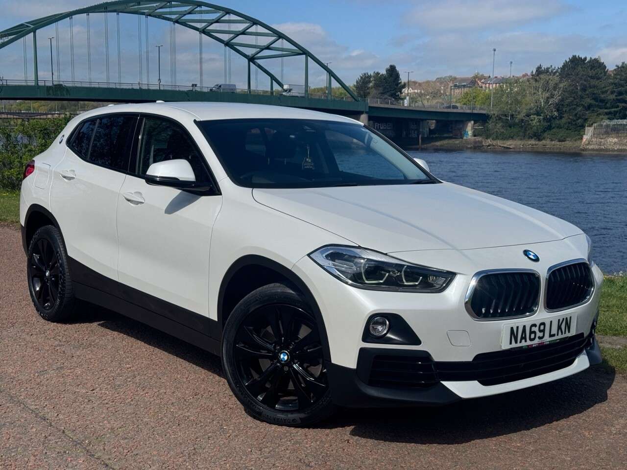 A 2019 BMW X2 2.0 20i Sport SUV 5dr Petrol DCT sDrive Euro 6 (s/s) (192 ps) **AUTOMATIC** A 2019 BMW X2 2.0 20i Sport SUV 5dr Petrol DCT sDrive Euro 6 (s/s) (192 ps) **AUTOMATIC**