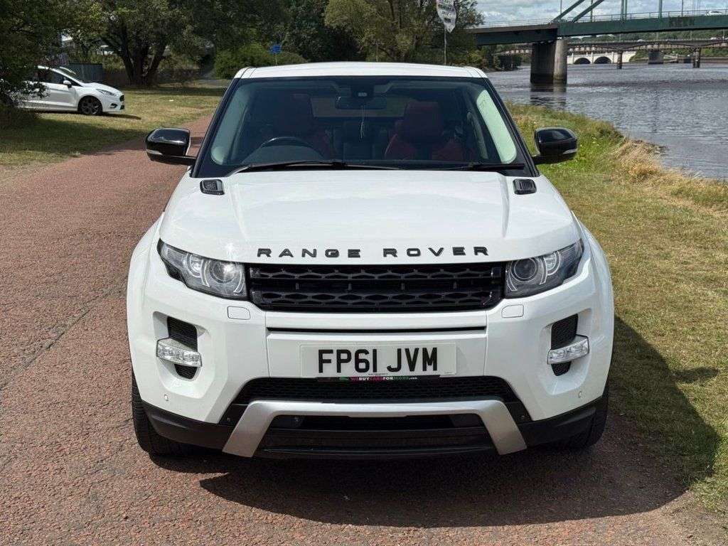 A 2011 LAND ROVER RANGE ROVER EVOQUE 2.2 SD4 Dynamic SUV 5dr Diesel Auto 4WD Euro 5 (190 ps) DYNAMIC LUX PACK A 2011 LAND ROVER RANGE ROVER EVOQUE 2.2 SD4 Dynamic SUV 5dr Diesel Auto 4WD Euro 5 (190 ps) DYNAMIC LUX PACK