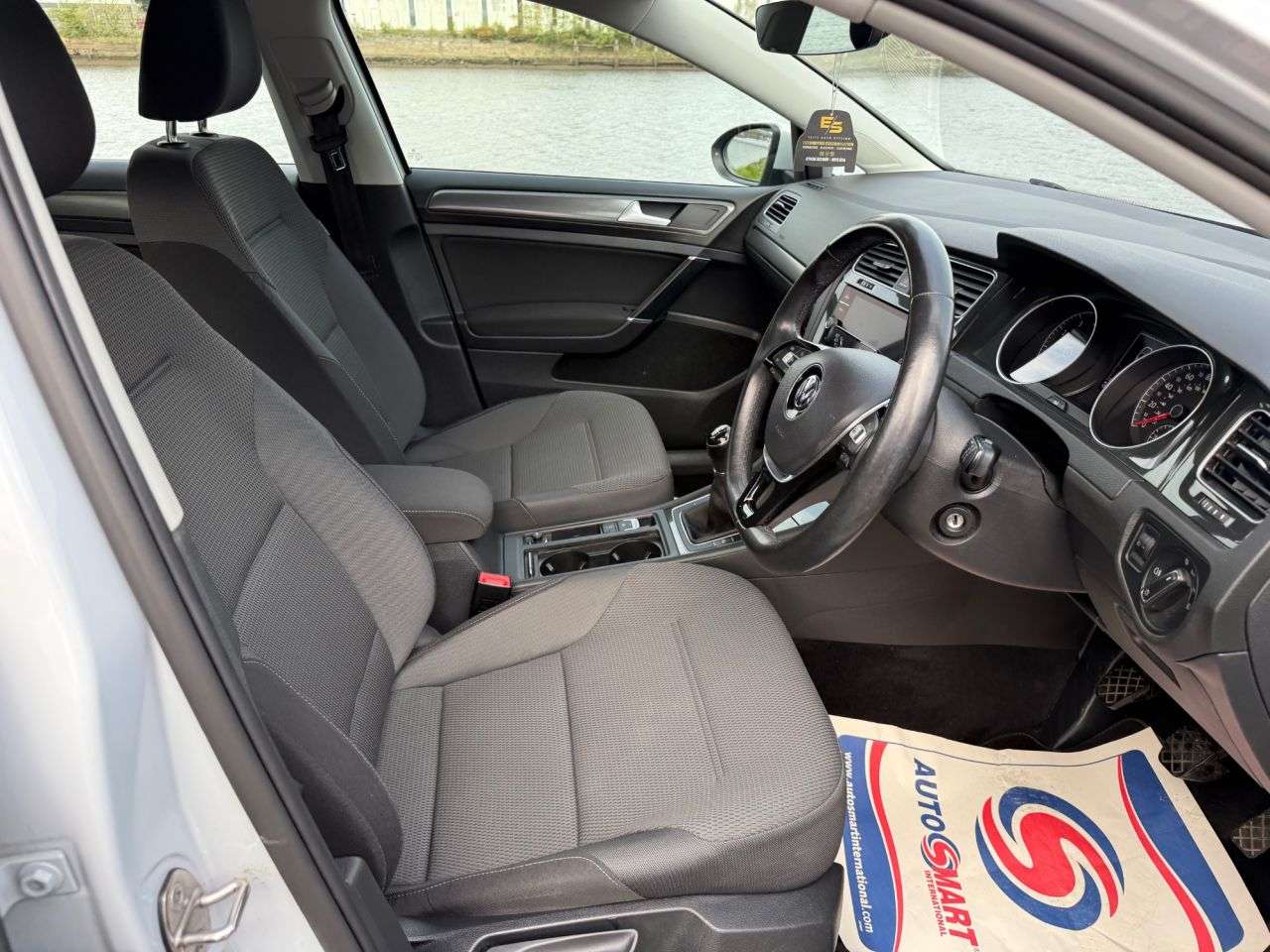 2017 VOLKSWAGEN GOLF 2017 VOLKSWAGEN GOLF