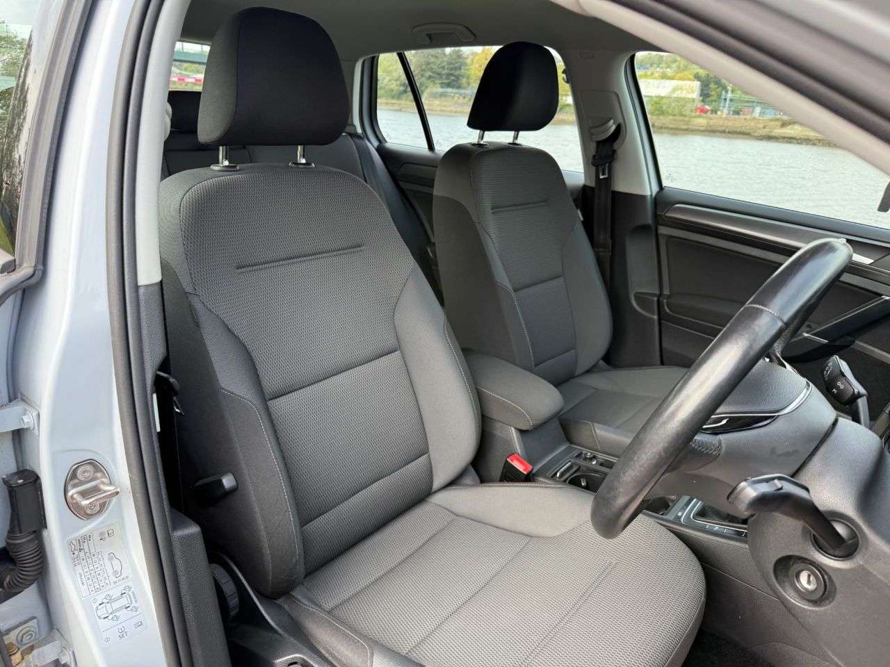 2017 VOLKSWAGEN GOLF 2017 VOLKSWAGEN GOLF