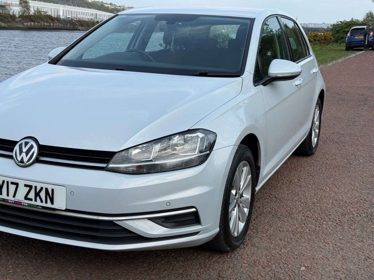 2017 VOLKSWAGEN GOLF 2017 VOLKSWAGEN GOLF