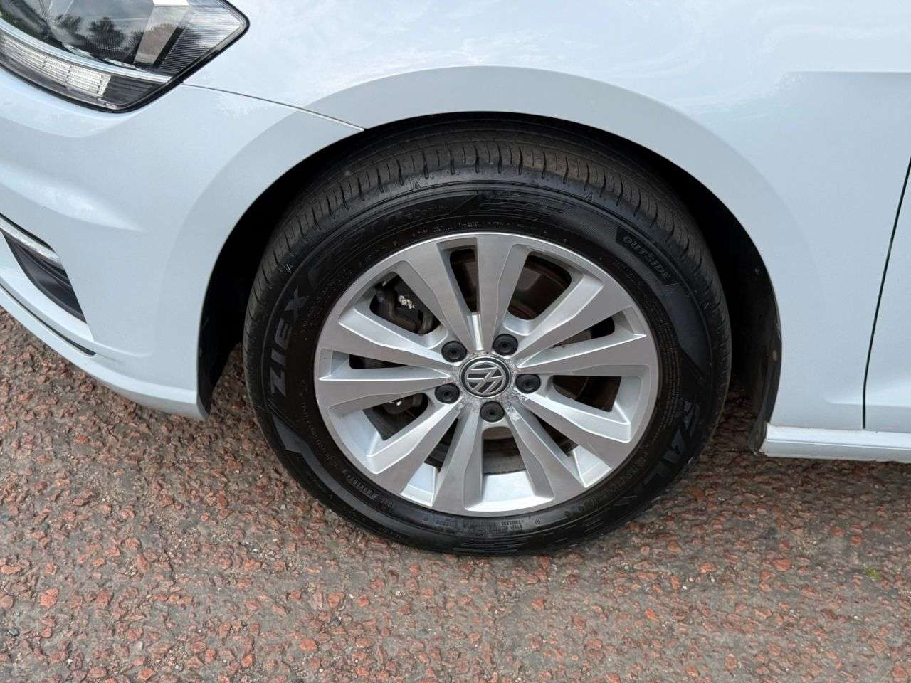 2017 VOLKSWAGEN GOLF 2017 VOLKSWAGEN GOLF