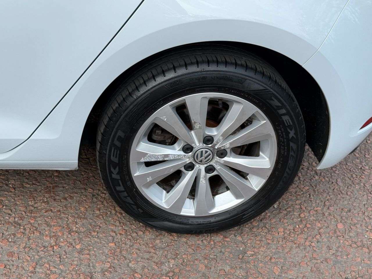 2017 VOLKSWAGEN GOLF 2017 VOLKSWAGEN GOLF