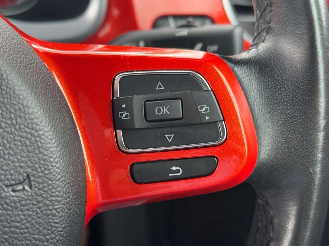 2018 VOLKSWAGEN BEETLE 2018 VOLKSWAGEN BEETLE