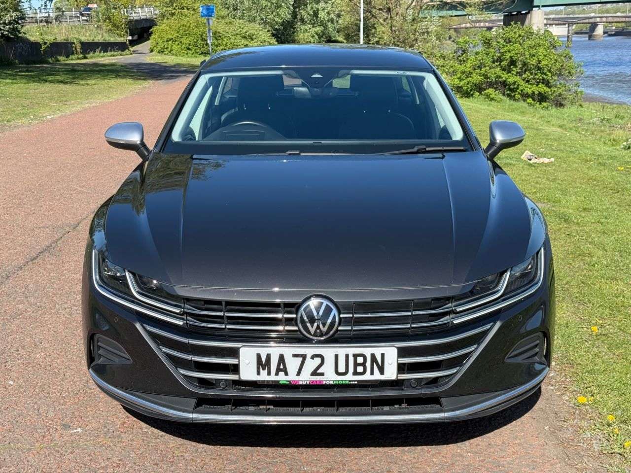 A 2022 VOLKSWAGEN ARTEON 1.4 TSI 13kWh Elegance Shooting Brake 5dr Petrol Plug-in Hybrid DSG Euro 6 A 2022 VOLKSWAGEN ARTEON 1.4 TSI 13kWh Elegance Shooting Brake 5dr Petrol Plug-in Hybrid DSG Euro 6