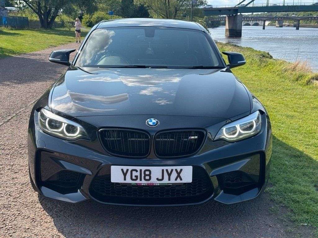 A 2018 BMW M2 3.0i Coupe 2dr Petrol DCT Euro 6 (s/s) (370 ps) HARMAN KARDON SOUND SYSTEM A 2018 BMW M2 3.0i Coupe 2dr Petrol DCT Euro 6 (s/s) (370 ps) HARMAN KARDON SOUND SYSTEM