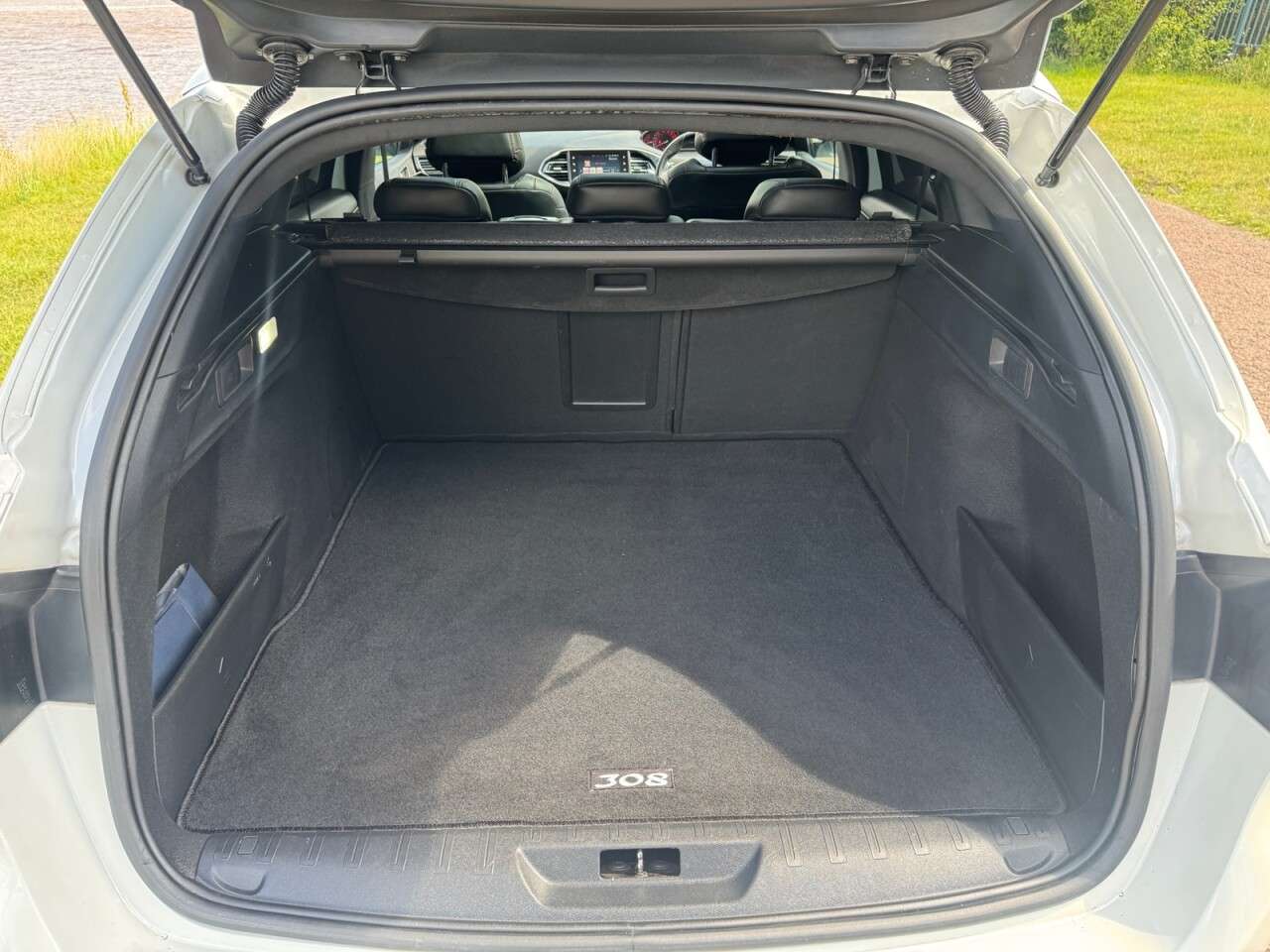 2017 PEUGEOT 308 2017 PEUGEOT 308