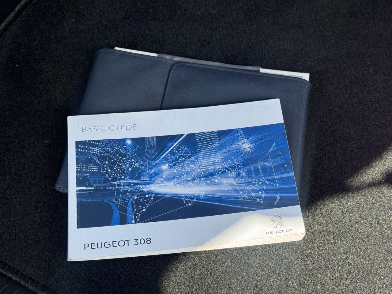 2017 PEUGEOT 308 2017 PEUGEOT 308