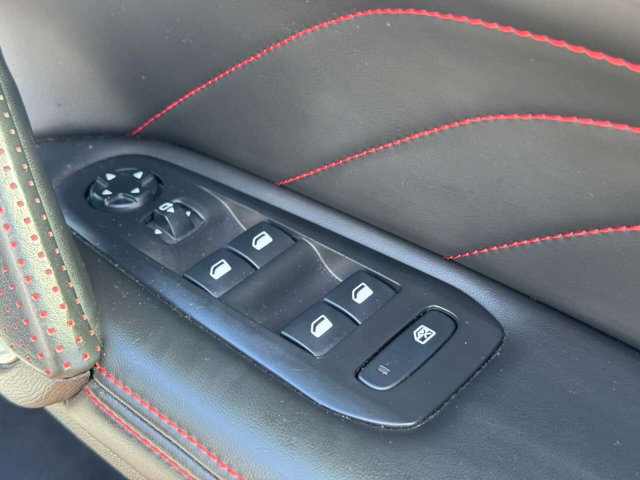 2017 PEUGEOT 308 2017 PEUGEOT 308