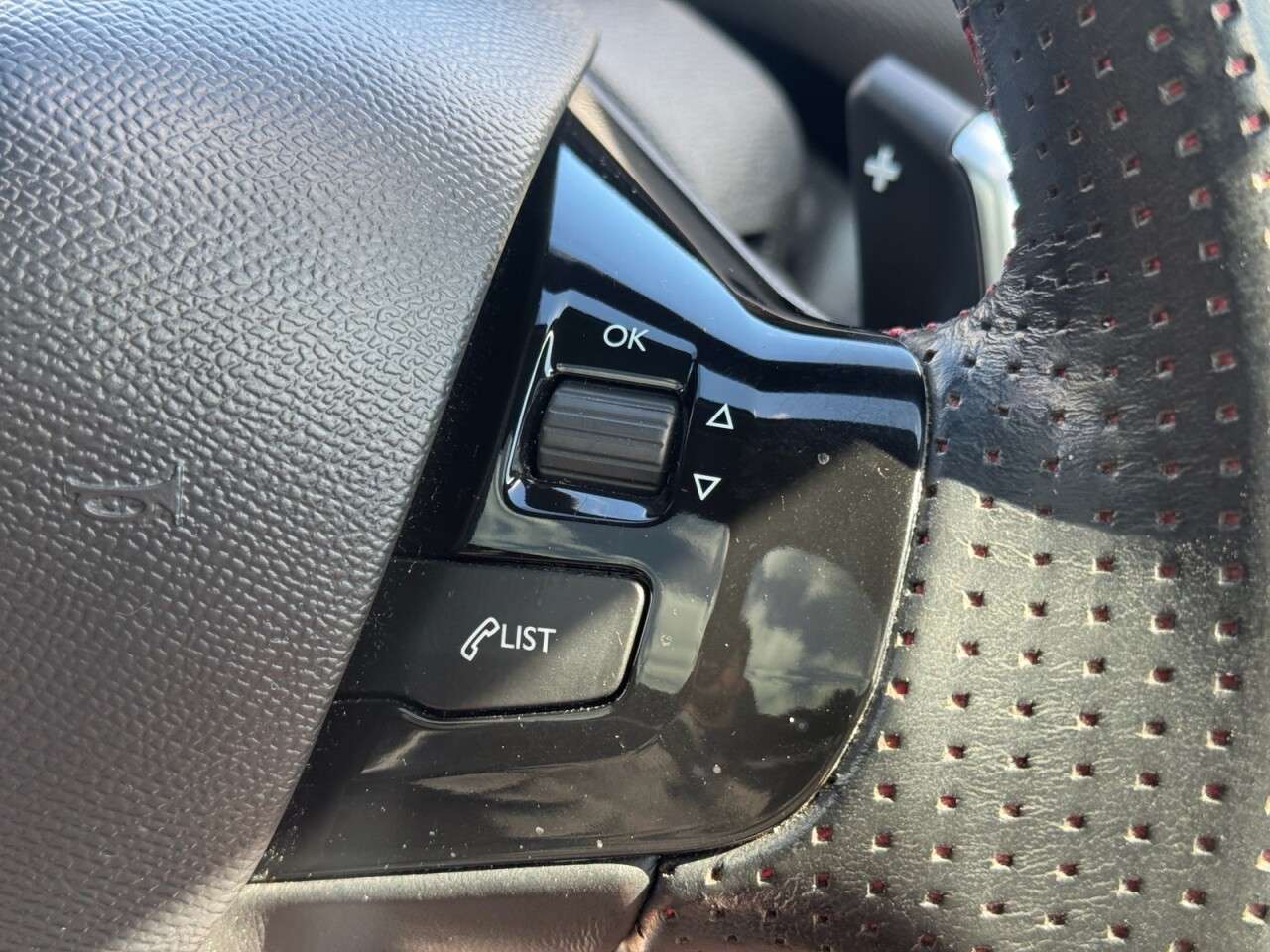 2017 PEUGEOT 308 2017 PEUGEOT 308