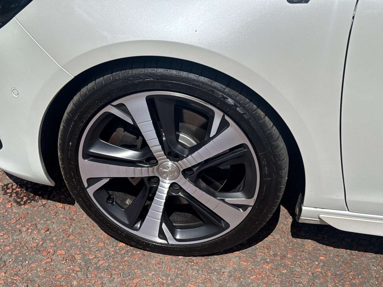 2017 PEUGEOT 308 2017 PEUGEOT 308