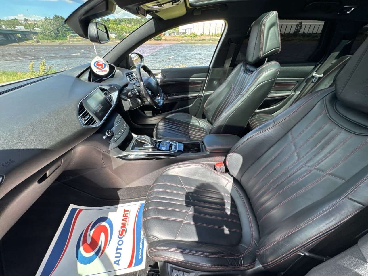2017 PEUGEOT 308 2017 PEUGEOT 308