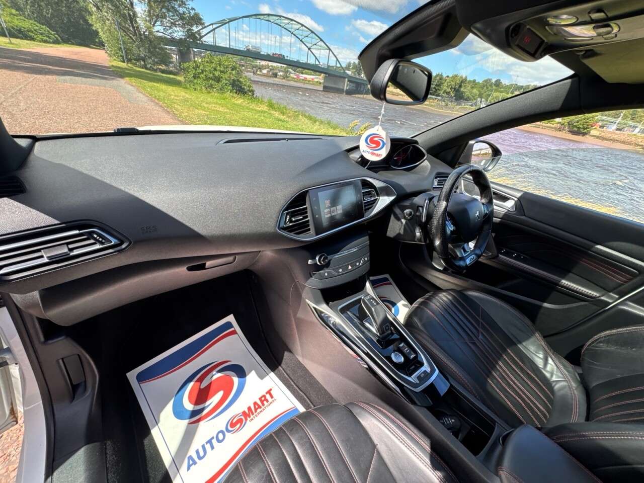 2017 PEUGEOT 308 2017 PEUGEOT 308