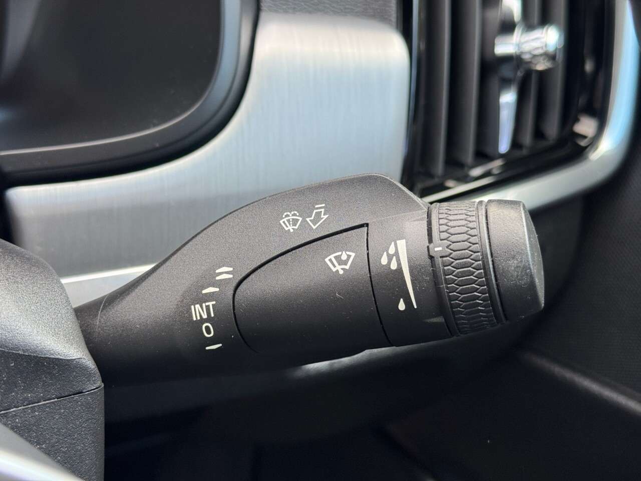 2018 VOLVO S90 2018 VOLVO S90