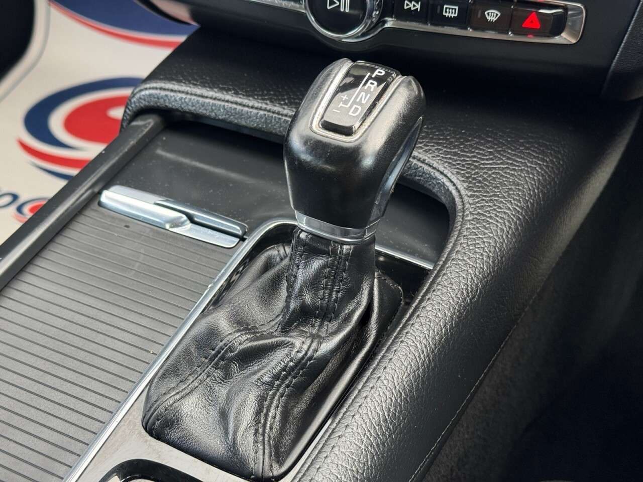 2018 VOLVO S90 2018 VOLVO S90