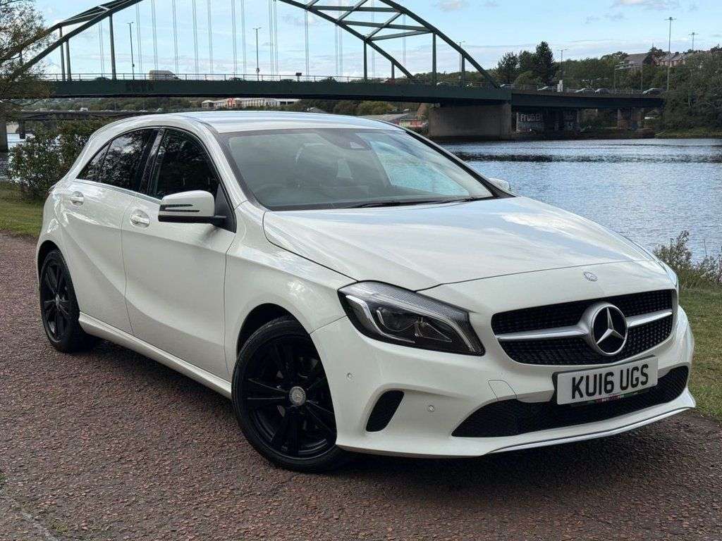A 2016 MERCEDES-BENZ A-CLASS 2.1 A200d Sport (Premium) Hatchback 5dr Diesel 7G-DCT Euro 6 (s/s) (136 ps) A 2016 MERCEDES-BENZ A-CLASS 2.1 A200d Sport (Premium) Hatchback 5dr Diesel 7G-DCT Euro 6 (s/s) (136 ps)