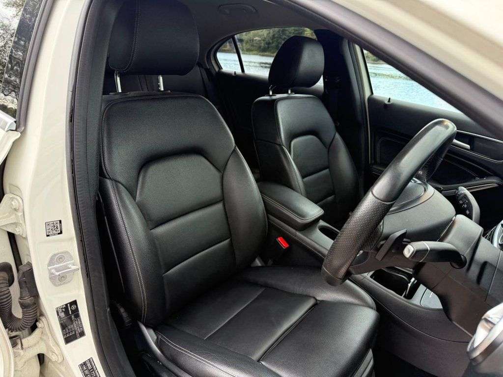 2016 MERCEDES-BENZ A-CLASS 2016 MERCEDES-BENZ A-CLASS