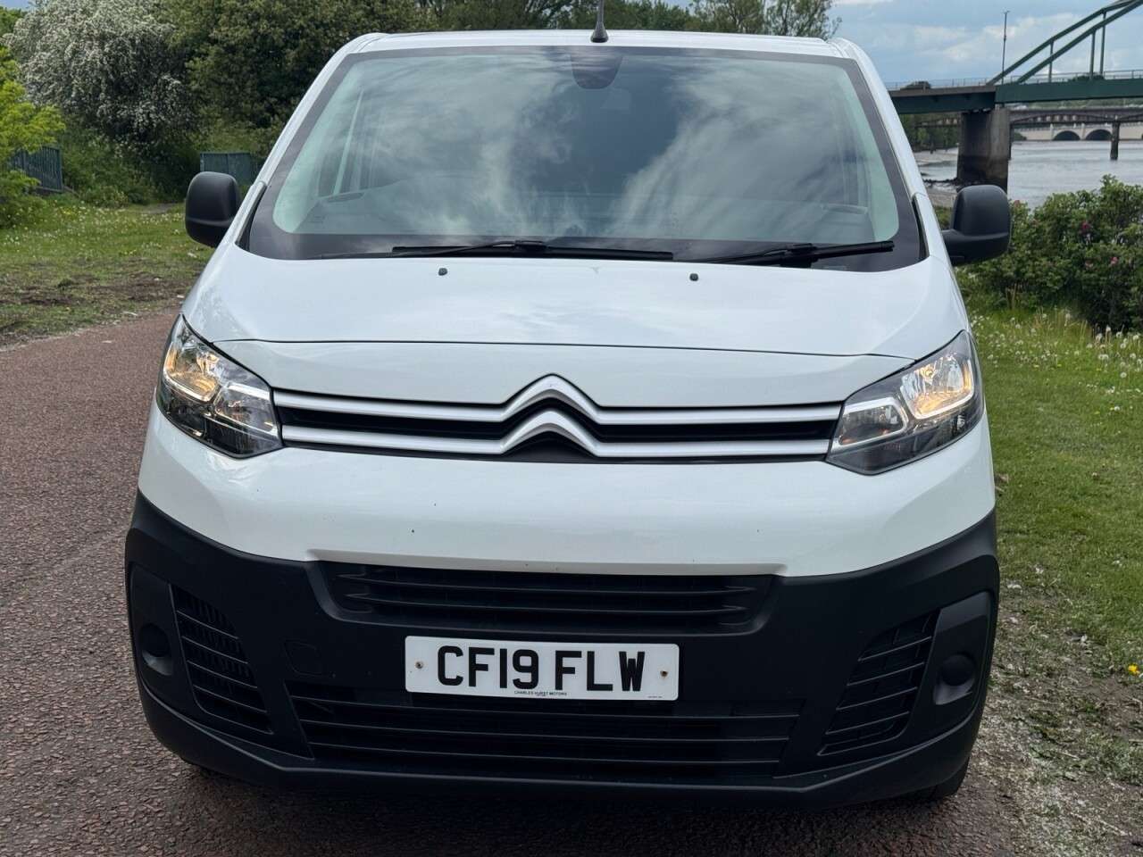 A 2019 CITROEN DISPATCH 2.0 BlueHDi 1400 Enterprise XL Panel Van 6dr Diesel Manual FWD 3 Euro 6 (s/ A 2019 CITROEN DISPATCH 2.0 BlueHDi 1400 Enterprise XL Panel Van 6dr Diesel Manual FWD 3 Euro 6 (s/