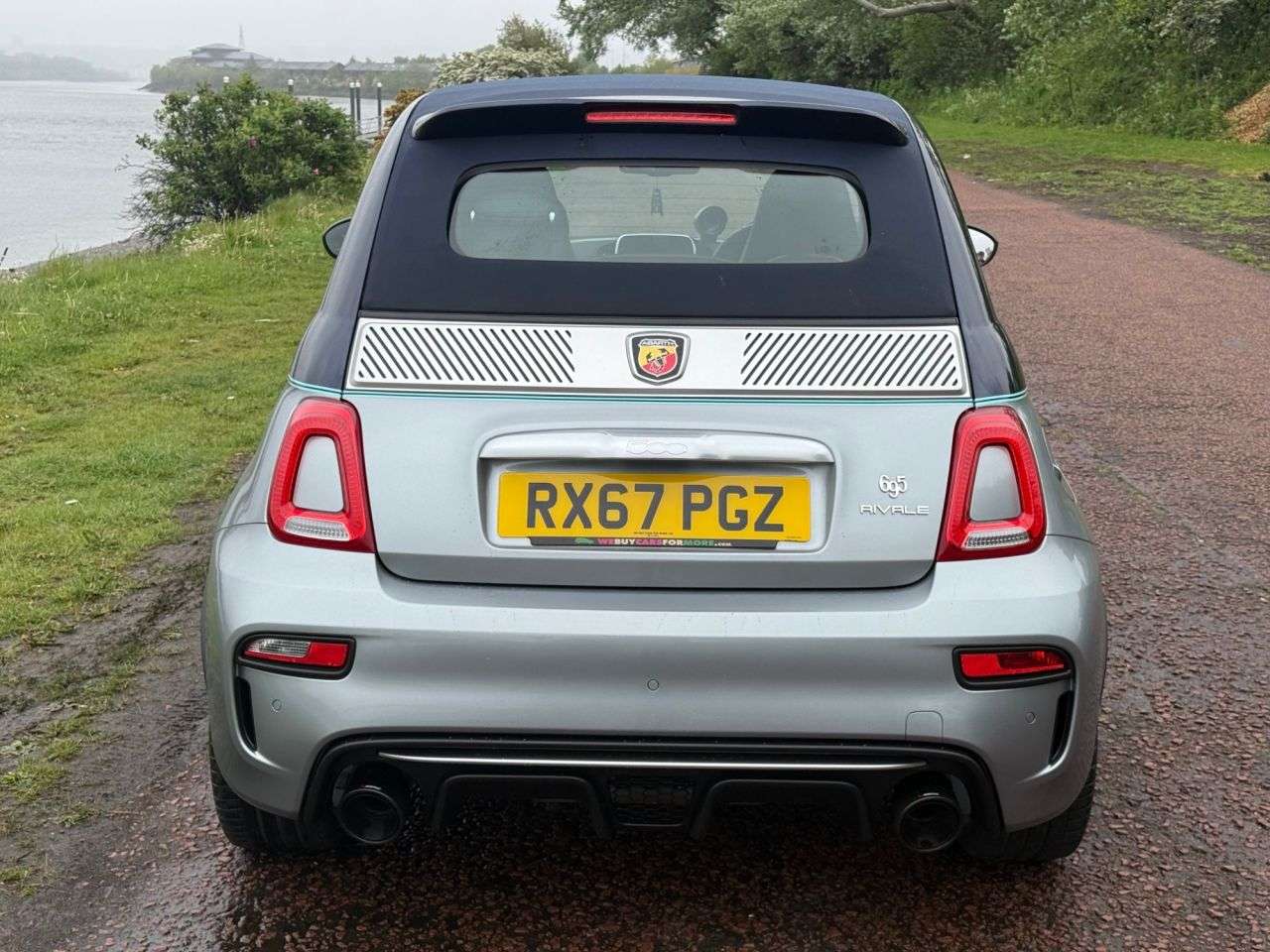 2017 ABARTH 695C 2017 ABARTH 695C