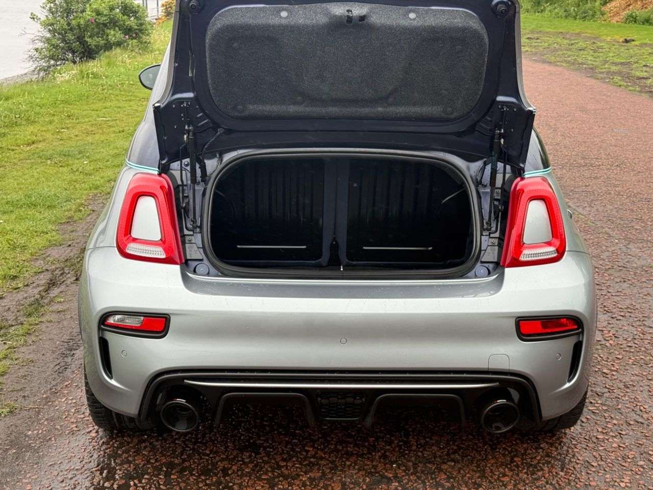 2017 ABARTH 695C 2017 ABARTH 695C