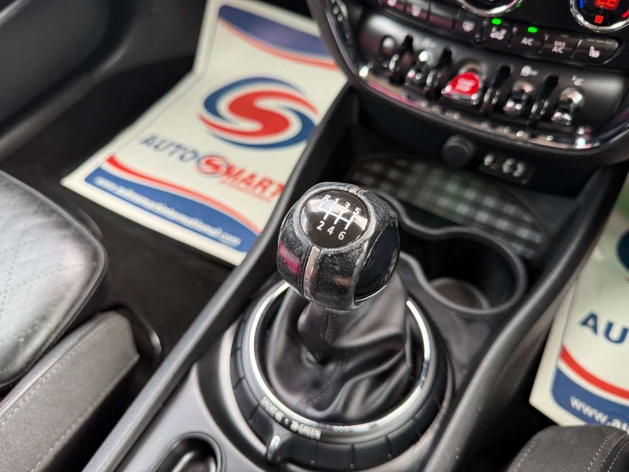 2017 MINI CLUBMAN 2017 MINI CLUBMAN