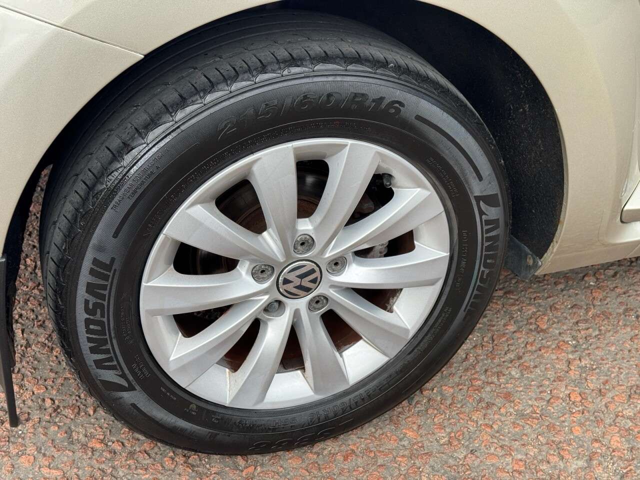 2013 VOLKSWAGEN BEETLE 2013 VOLKSWAGEN BEETLE
