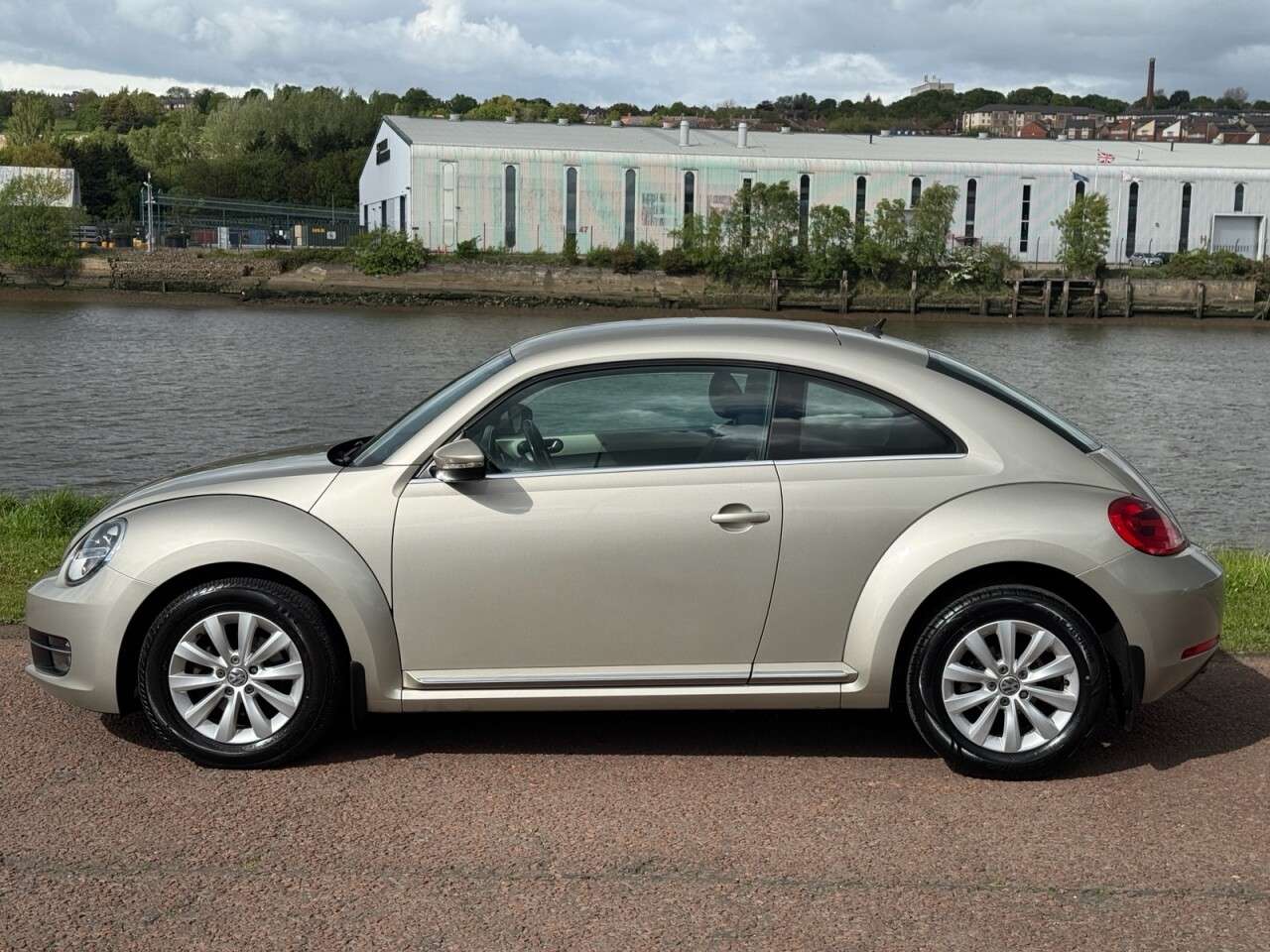 2013 VOLKSWAGEN BEETLE 2013 VOLKSWAGEN BEETLE